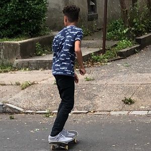 Meet your Posher, Elian